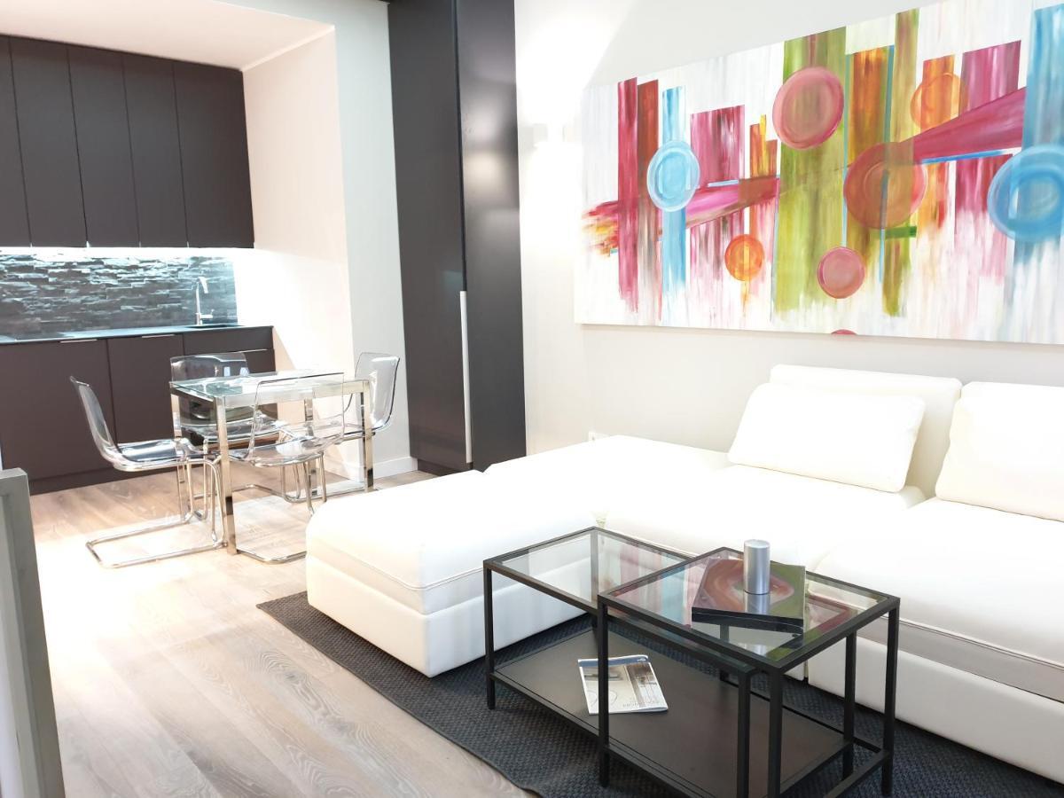 Jewel Apartment Мілан Екстер'єр фото